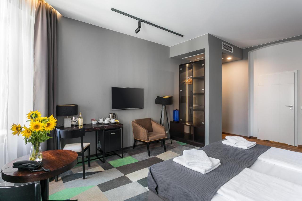 Dada Premium Aparthotel Cracóvia Exterior foto
